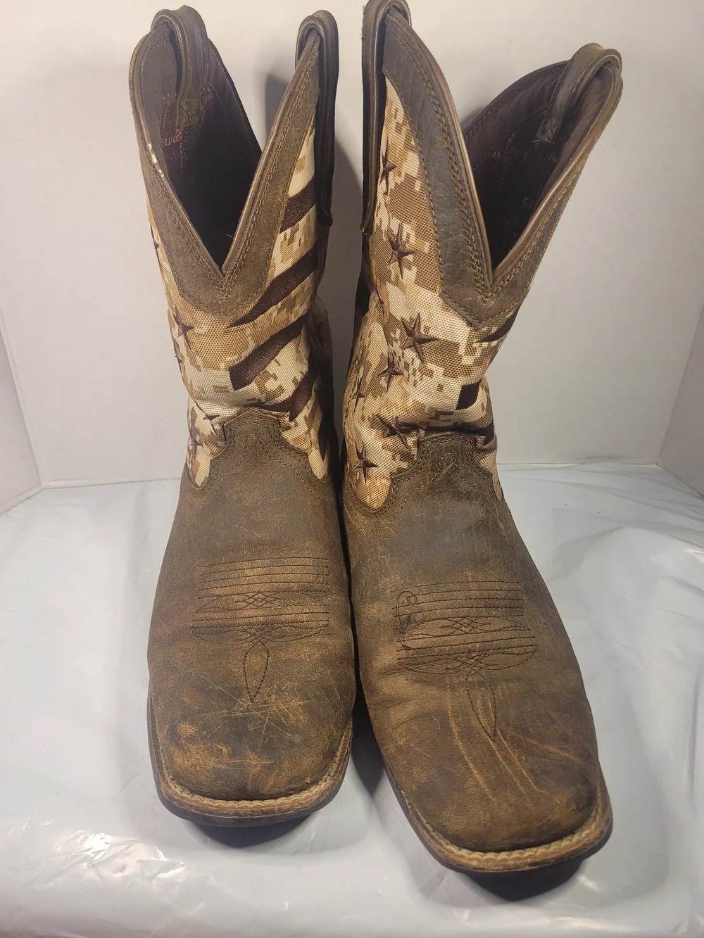 Durango Brown Distressed Leather Cowboy Boots with Flag Print Mens 9W